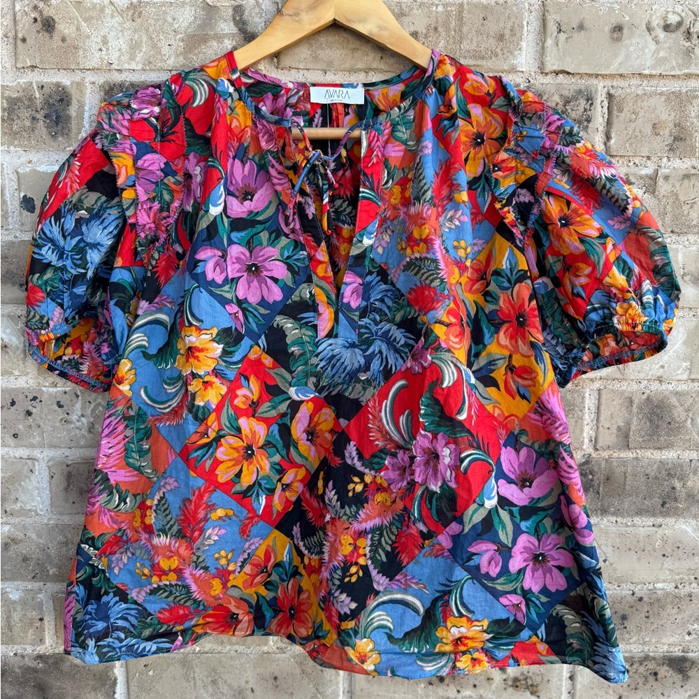 AVARA Ruffled Printed Tie Neck Short Sleeve Floral Puff Sleeve Top Sz M